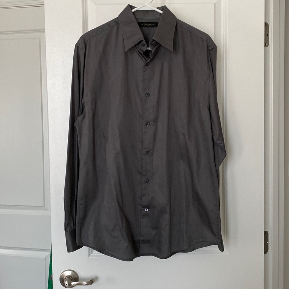 Gently Used Men’s Button Down Shirt